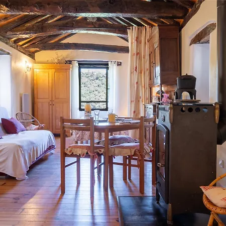 Maison Cavalier 2/4 Personnes A Gabriac Prázdninový dům Gabriac (Lozere)